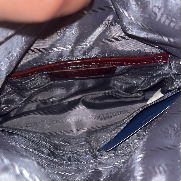 Simply Vera- Vera Wang- Sequin Wristlet- NWT - Picture 7 of 7